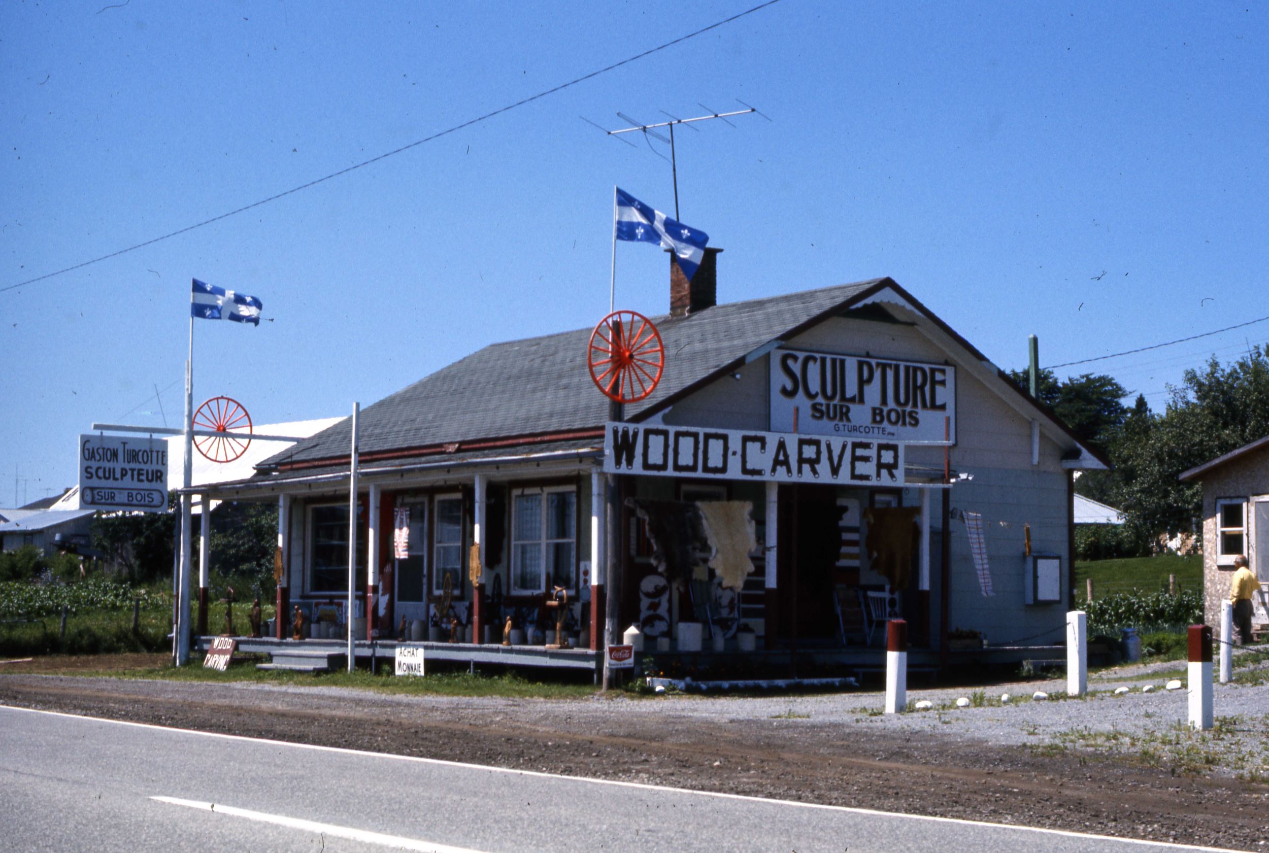 Woodcarving workshop-boutique on Route 138.